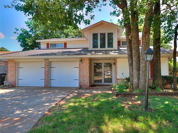 2nd image of 3424 Royalwood Cir