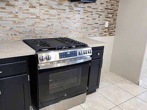3rd image of 10405 Anzac Ave #10405