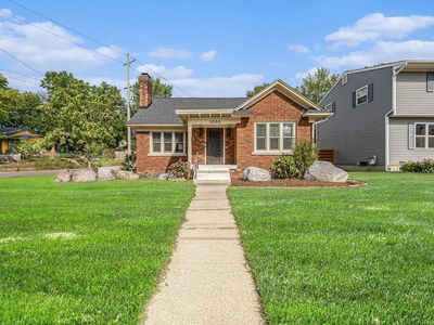 2060 Swensberg Ave NE, Grand Rapids, MI, 49505