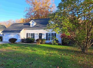 12 Stoney Brook Dr, Kenova, WV 25530