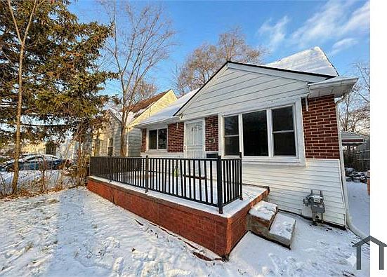 2nd image of 7249 Longacre St