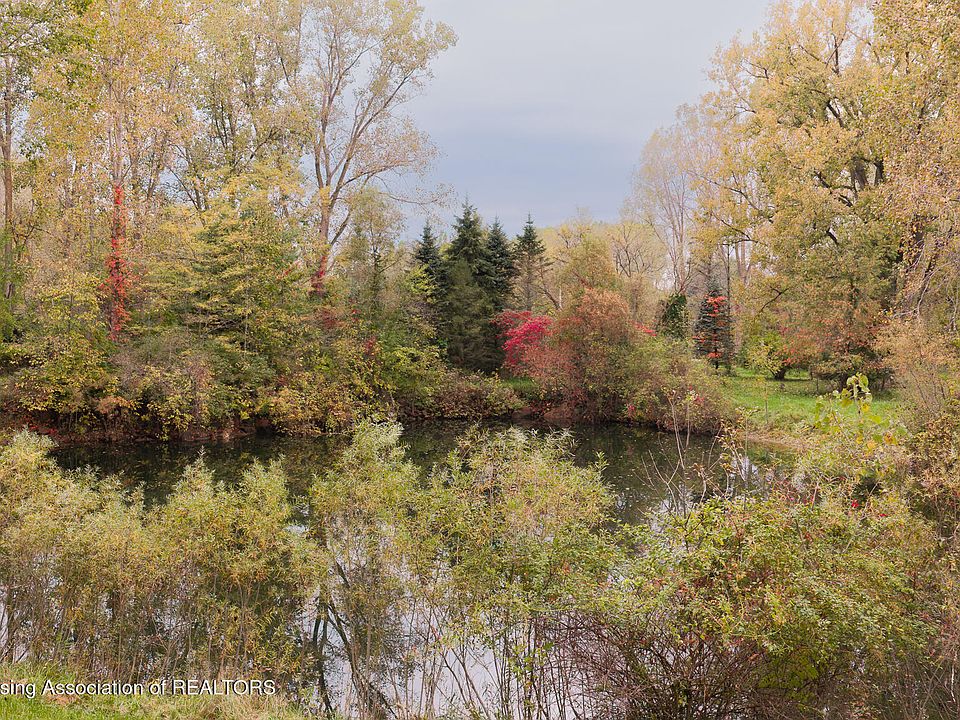 1st image of 2635 S Stewart Rd