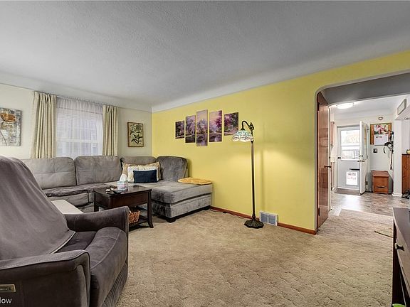 3rd image of 1750 E 230th St