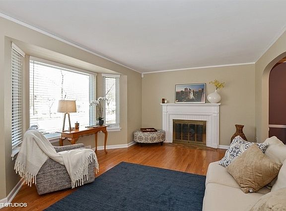 2nd image of 8611 Laramie Ave