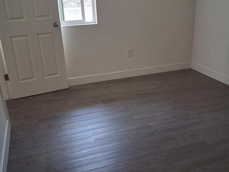 409 N Horne St #1C — Photo 2