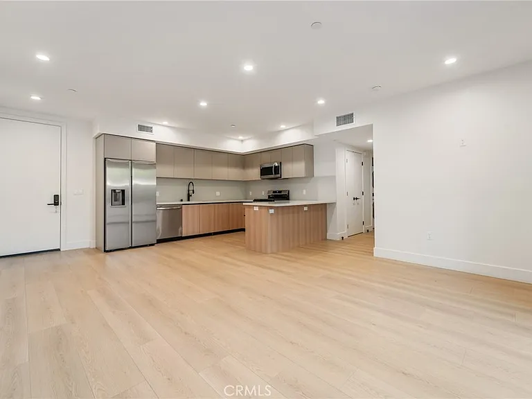7510 Sepulveda Blvd #204 — Photo 12