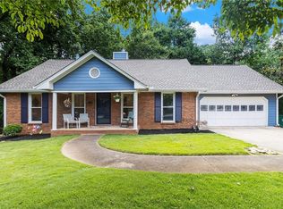 1402 McLendon Dr, Decatur, GA 30033