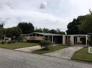 3006 Dividing Creek Dr, Sarasota, FL 34237