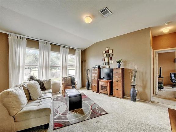 5th image of 1505 Timberwood Dr