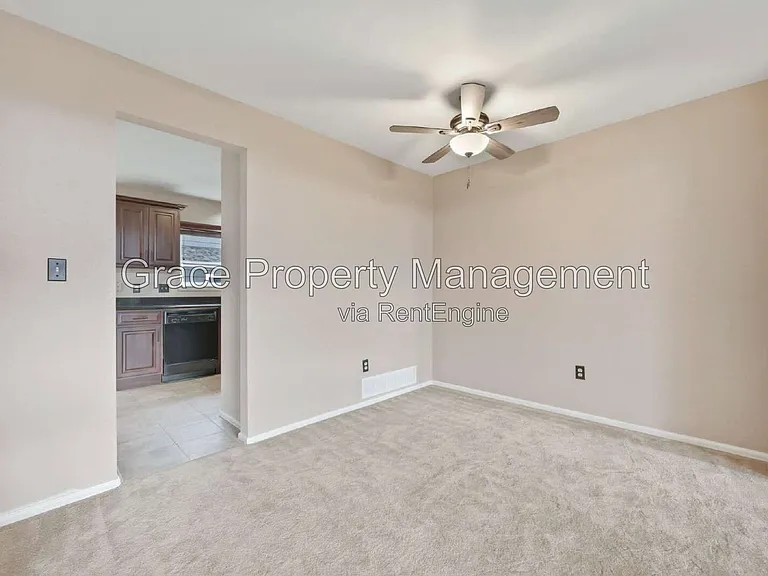 9024 Bear Mountain Dr #9 — Photo 5
