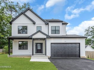 173 Inlet Ave, Stafford, NJ 08050