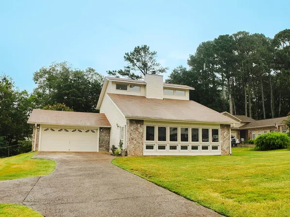 2517 Green Mountain Rd SE, Huntsville, AL 35803