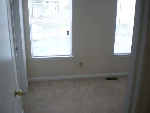 12716 Daybreak Cir — Photo 9