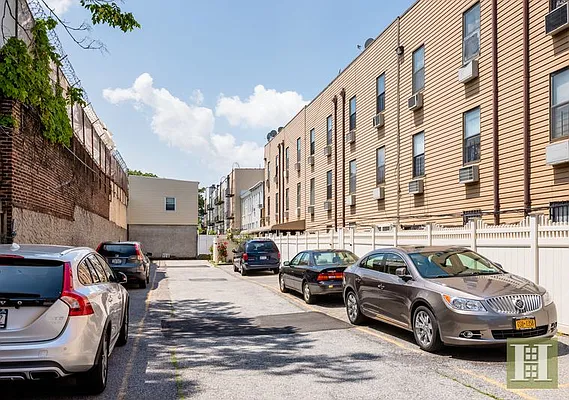 Sold by Halstead Real Estate | media 8