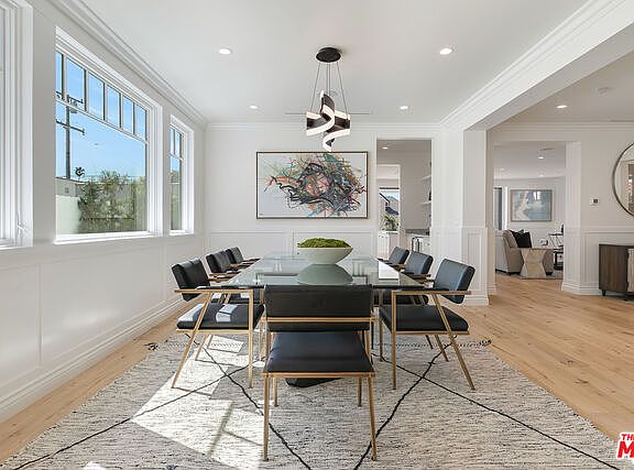 5th image of 428 Euclid St