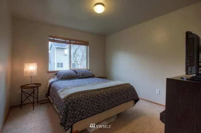 2508 Blaine Ave NE — Photo 14