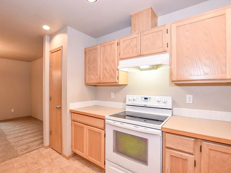 1320 Mills Landing Ct SE — Photo 7