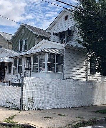 3rd image of 14602 123rd Ave