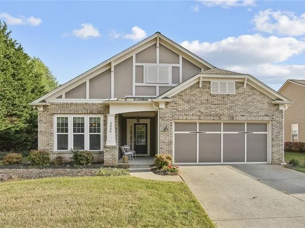 5330 Kings Hill Dr, Cumming, GA 30040