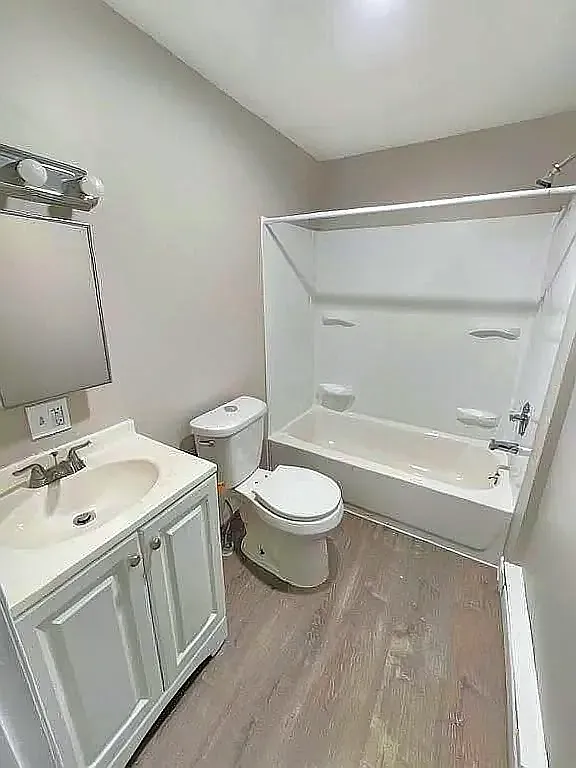2 bed, 800 sqft, $1,849 — Photo 4