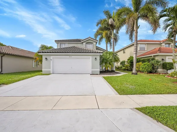 8236 White Rock Circle, Boynton Beach, FL 33436