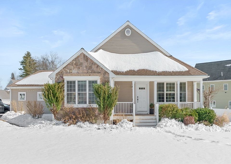 1st image of 3 Parkview Ln