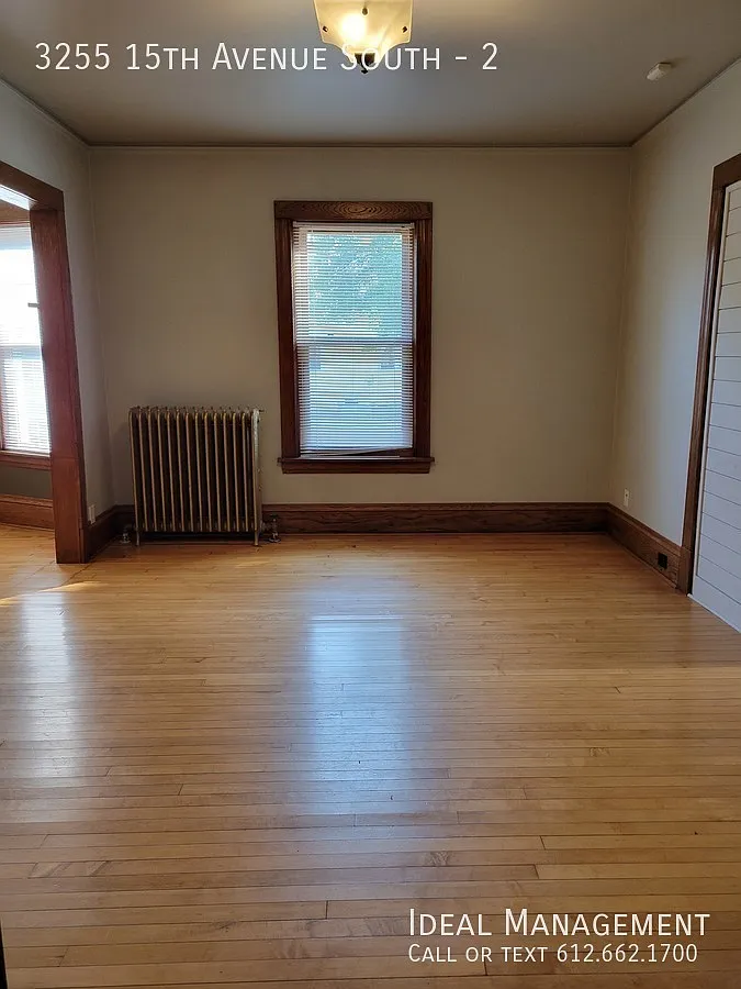 Gorgeous Sun Filled 3 BR in Historic Brick Triplex with Loads of Charm — Photo 2