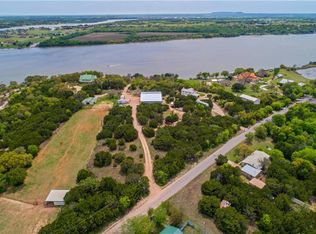615 Venus Dr, Granbury, TX 76049