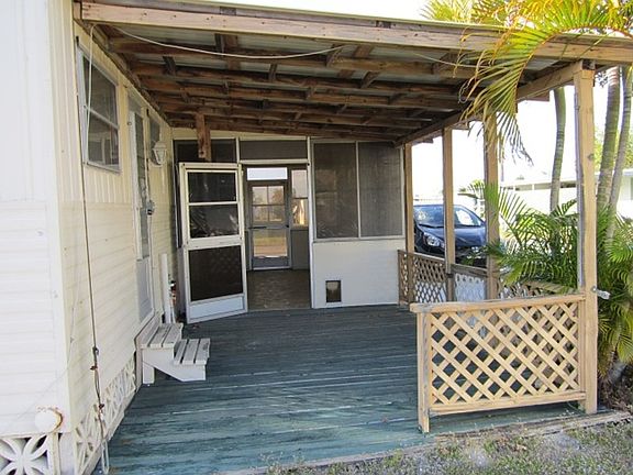 3rd image of 108 Rhine Dr