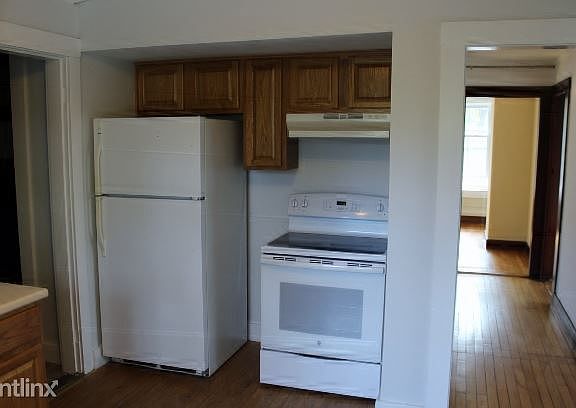75 SCHOOL ST APT 1 - #14 (640x408)
