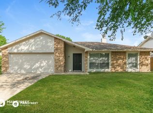 7313 Weatherwood Rd, Fort Worth, TX 76133