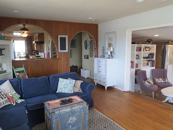 3rd image of 1229 Maryland Dr