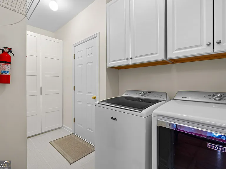 200 Aurora Way — Photo 15