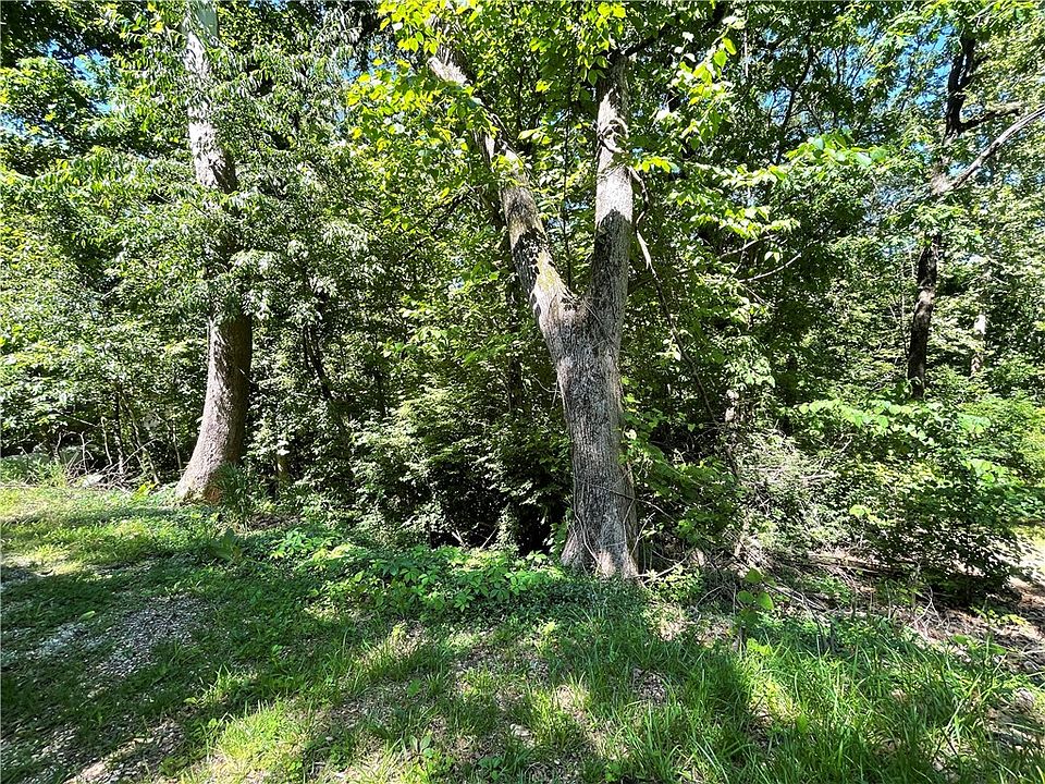 2nd image of Gore Ln #17