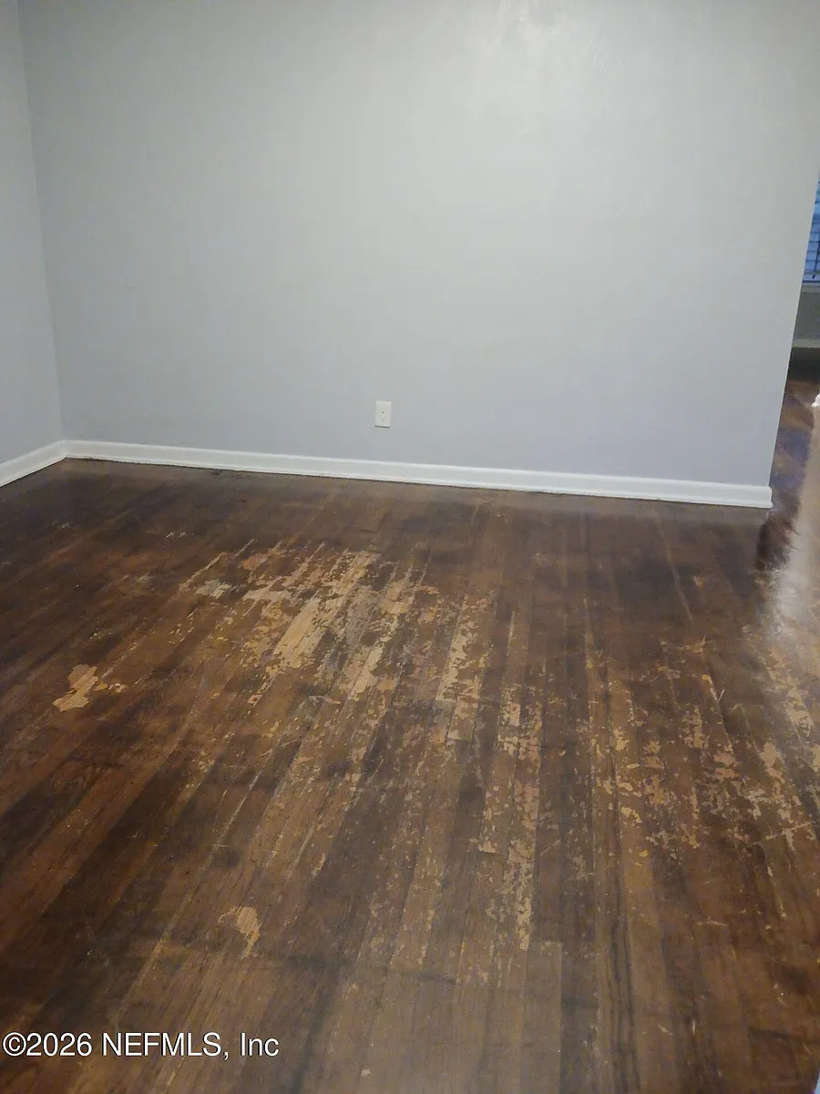 Building Photo - 5226 Bunche Dr
