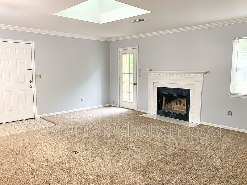 1st image of 4809-4811-4813 Brighton Ln #4