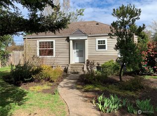 10236 37th Pl SW, Seattle, WA 98146