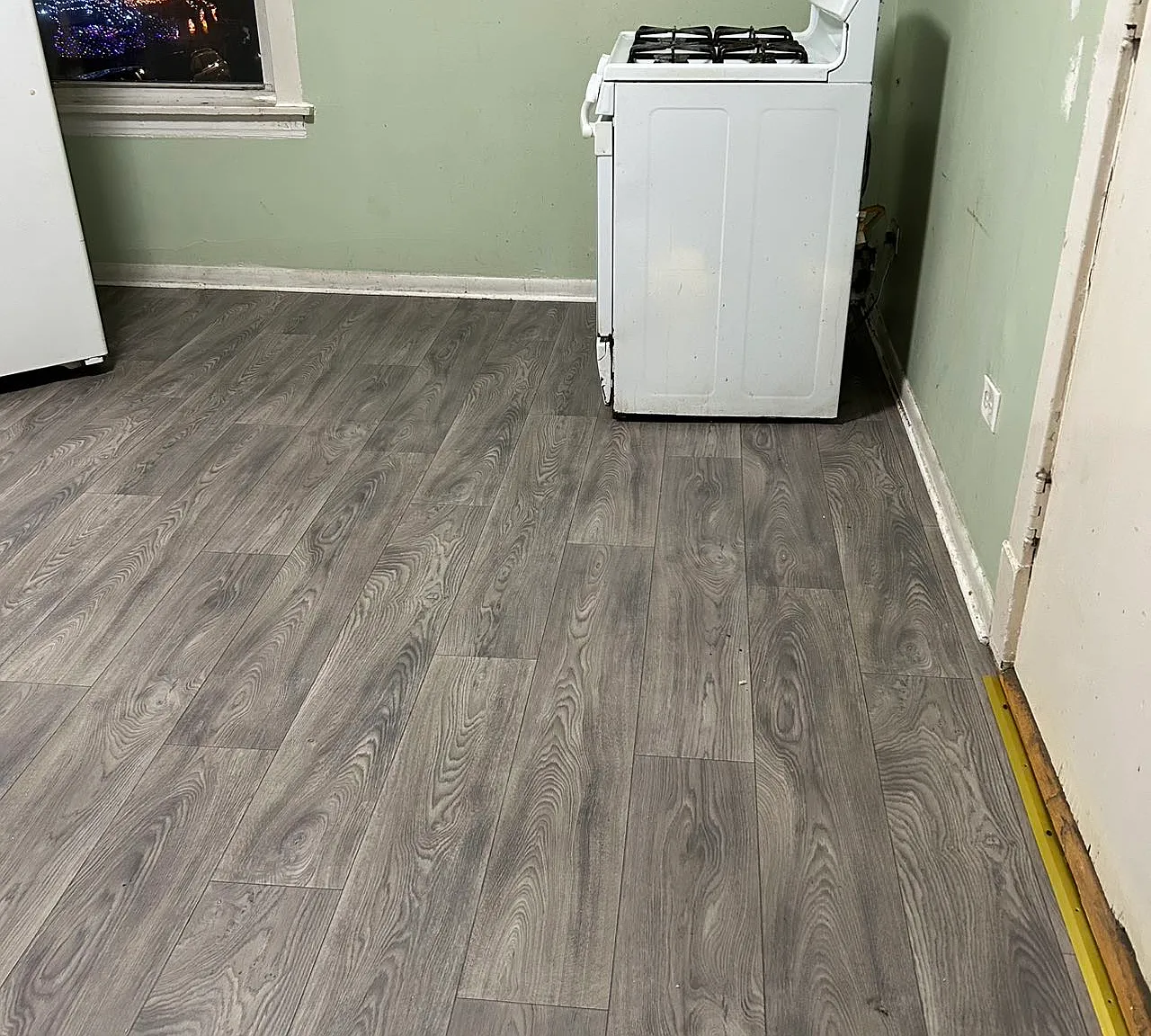 2 bed, 950 sqft, $1,000 — Photo 4