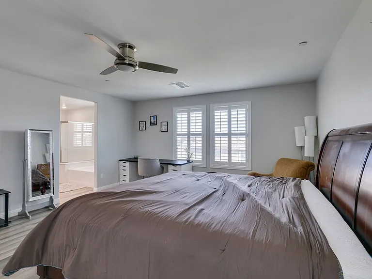 3496 Calentina Ave — Photo 41