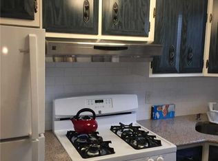 225-06 Manor Rd, Queens Village, NY 11427