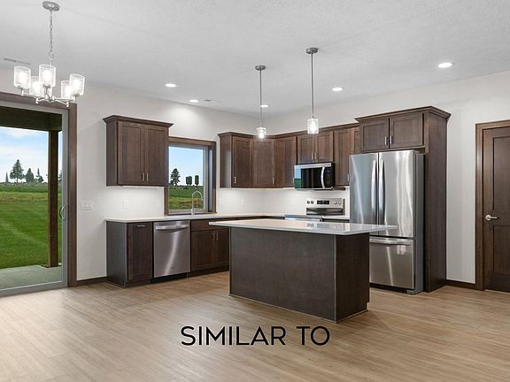 3rd image of 601 Mill Pond Rd #1