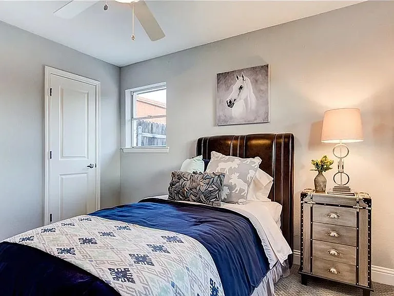 413 W Pleasantview Dr — Photo 23