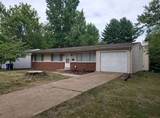 1360 Burning Tree Dr, Florissant, MO 63033