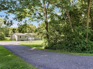 S5567 Old Lake Rd, Baraboo, WI 53913