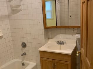 352 Riverway St #1, Boston, MA 02115