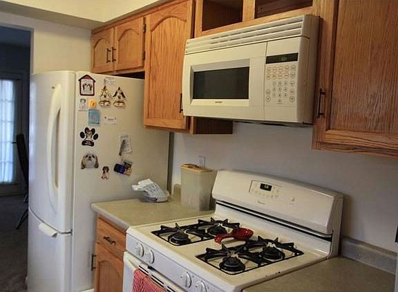 5th image of 36 Wintergreen Ct