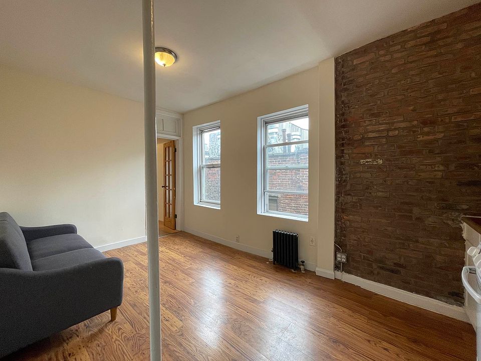 1st image of 522 E 11th St #17