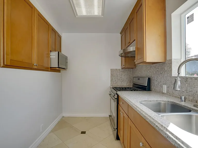 4721 Berryman Ave — Photo 10