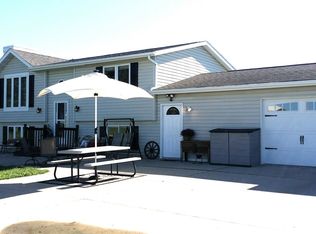 12333 Kober Rd, La Porte City, IA 50651