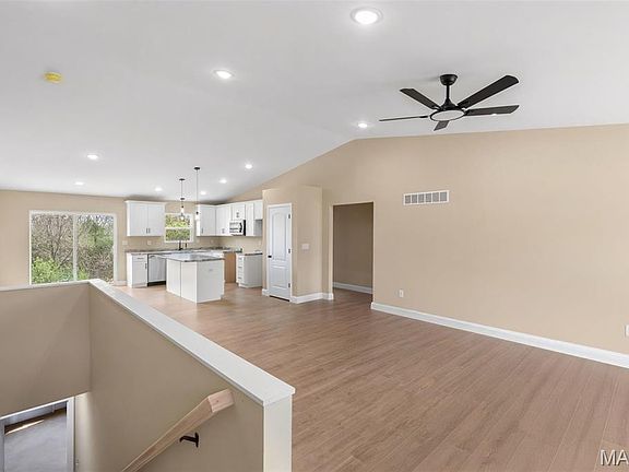 504 Summer Hill Ln, Washington, MO 63090 | MLS #26020083 | Zillow
